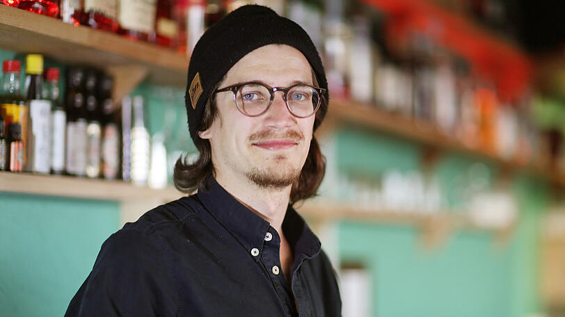 Neville Kuhlmann in seiner Bar of Bel Air.