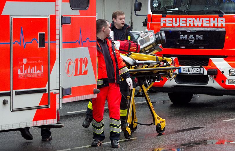 Schüsse in Frankfurt: Bei einem Gerichtstermin ist ein Mann getötet worden. Die Bilder...