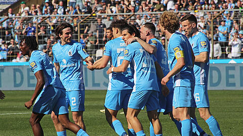 Der TSV 1860 gewinnt gegen Borussia Dortmund II mit 1:0.