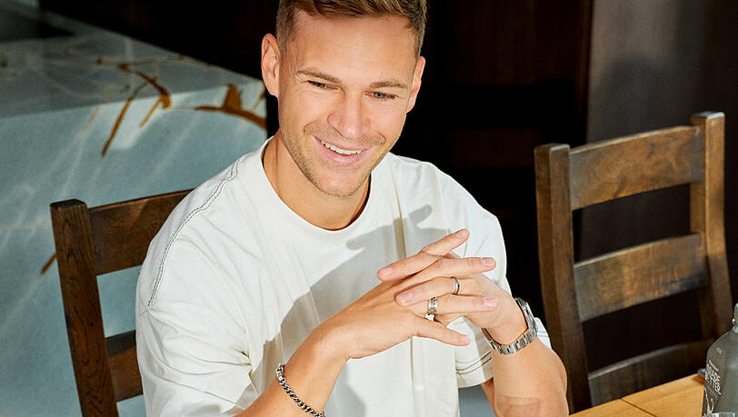 Bei Münchner Startup
eingestiegen: Bayern-Star Joshua Kimmich investiert bei "Precision Labs". Bei Münchner Startup
eingestiegen: Bayern-Star Joshua Kimmich investiert bei "Precision Labs".