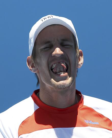 So gibt's denn auch von den letzten Trainings für die Australian Open amüsante Schnappschüsse. Egal ob Bilder vom Finnen Jarkko Nieminen...