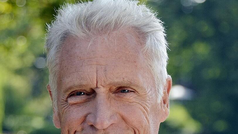 Der Schauspieler Robert Atzorn hat dem Alkohol abgeschworen. Der Schauspieler Robert Atzorn hat dem Alkohol abgeschworen.