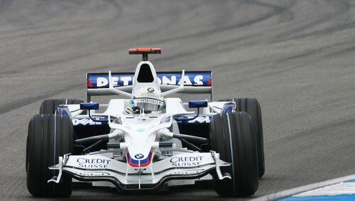 Ganze Arbeit – von der Crew, vor allem aber vom Piloten: Nick Heidfeld fuhr seinen BMW auf Platz vier. Ganze Arbeit – von der Crew, vor allem aber vom Piloten: Nick Heidfeld fuhr seinen BMW auf Platz vier.