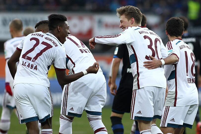 21. Februar - Kantersieg: Wird sich der große FC Bayern beim unbequemen Aufsteiger aus Paderborn schwer tun? Unterschätzt der FC Bayern den Underdog? Diese Fragen beantwortete der FCB ohne Zweifel zu hinterlassen - mit einem 6:0-Auswärtssieg.