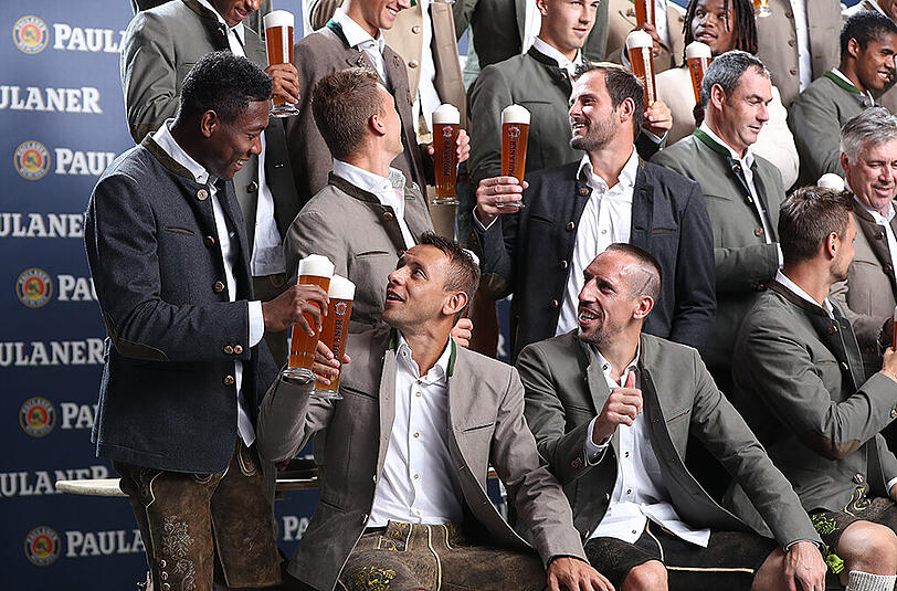 Die Bilder vom Trachten-Shooting des FC Bayern. Viel Spaß beim Durchklicken!