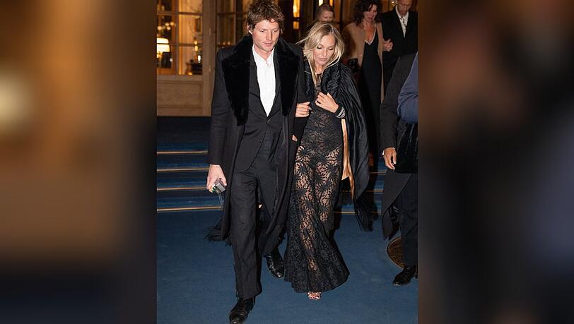Kate Moss und ihr langjähriger Partner Nikolai von Bismarck in Paris.