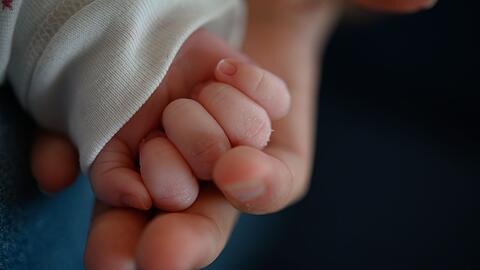 Am Dienstag kam auf dem Mittleren Ring ein Baby zur Welt – in einem Großraumtaxi. (Symbolbild)