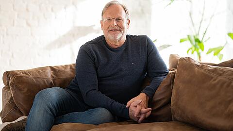 Der deutschlandweit bekannte Mediziner Dietrich Gr&ouml;nemeyer gibt in seinem neuen Buch Tipps f&uuml;r gesunden Schlaf.