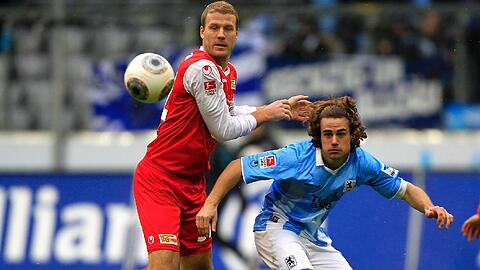 Yannick Stark (r.) soll mehr Torgefahr entfachen.