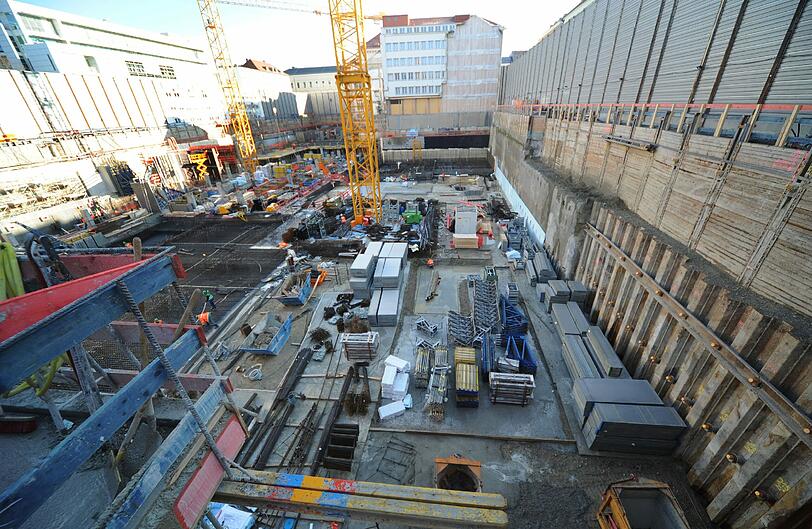 Eine riesige Baustelle: Siemens baut am Wittelsbacher Platz.