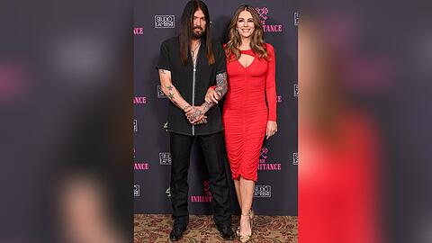 Billy Ray Cyrus und Elizabeth Hurley zeigten sich gemeinsam in London.