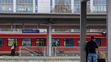 Zwischen Ostbahnhof und Pasing ist derzeit kein S-Bahnverkehr m&ouml;glich.