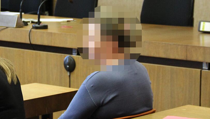 Zitterte am ganzen Körper: Die angeklagte Putzfrau. Zitterte am ganzen Körper: Die angeklagte Putzfrau.
