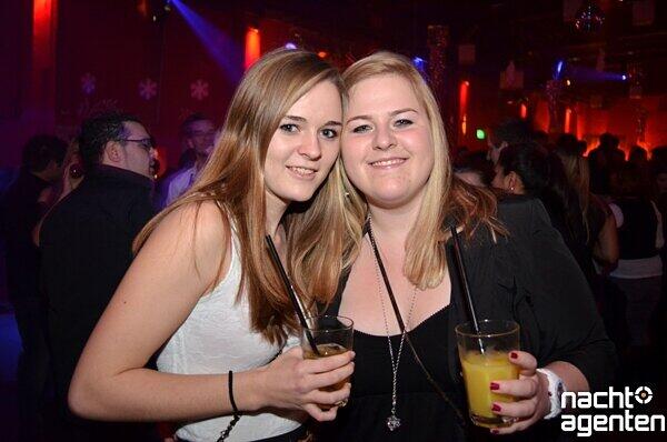 Zurück in die Zukunft in der Nachtgalerie (Samstag 14.01.12). Noch mehr Fotos unter: www.nachtagenten.de.