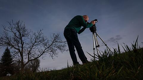 Die Zahl der Meldungen bei den Hobbyastronomen von Cenap w&auml;chst stetig seit einigen Jahren. (Archivbild)