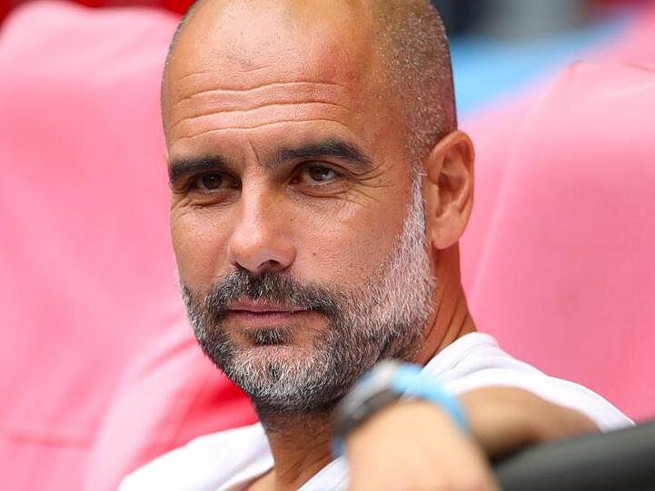 Manchesters Trainer Pep Guardiola vor dem Spiel. Foto: Adam Davy/Archivbild