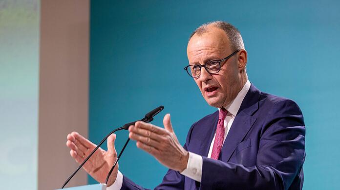 "Das ist sehr seriös", sagt Merz über das Unionswahlprogramm.