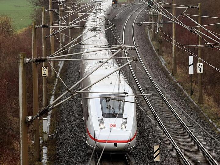 Mehr als 260 Millionen Fahrgäste pro Jahr: Um die Verdopplung zu schaffen, will die Deutsche Bahn in den nächsten Jahren kräftig investieren.