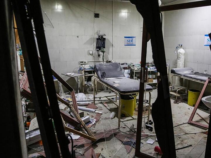 Blick in das Innere des getroffenen Shami-Krankenhauses.