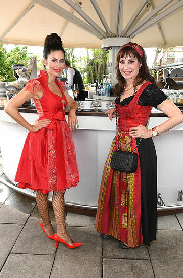 Jeanette Graf und Anna Maria Kaufmann.