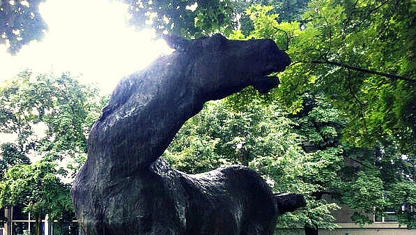 Das Töchterlein liebt Pferde und deswegen auch diese Skulptur.