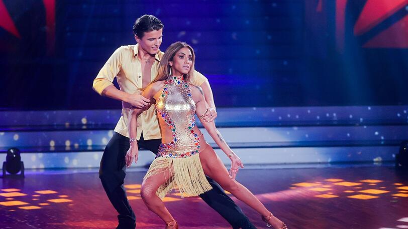 Show-Aus nach der zweiten Runde: Sabrina Setlur und Profitänzer Nikita Kuzmin.