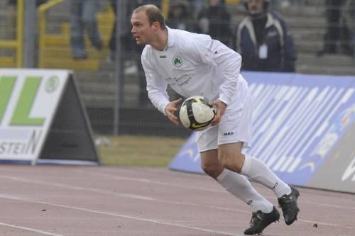 Auf die Plätze, fertig &ndash; jetzt geht&rsquo;s für Alex Voigt in Fürth erst richtig los: In Osnabrück darf er auf sein Startelf-Debüt hoffen.