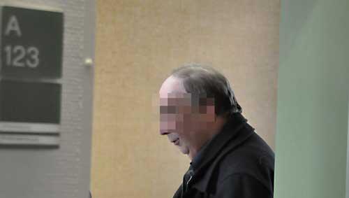 Bertrak K. im Gerichtssaal Bertrak K. im Gerichtssaal