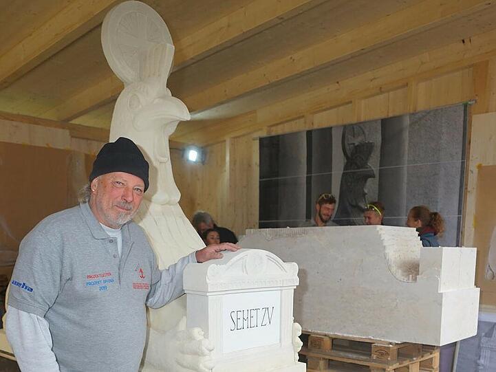 Künstler Wolfgang Gottschalk hat das Modell geschaffen.