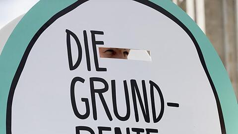 Grundrente: Rund 1,3 Millionen Bürger mit kleiner Rente bekommen einen Aufschlag.