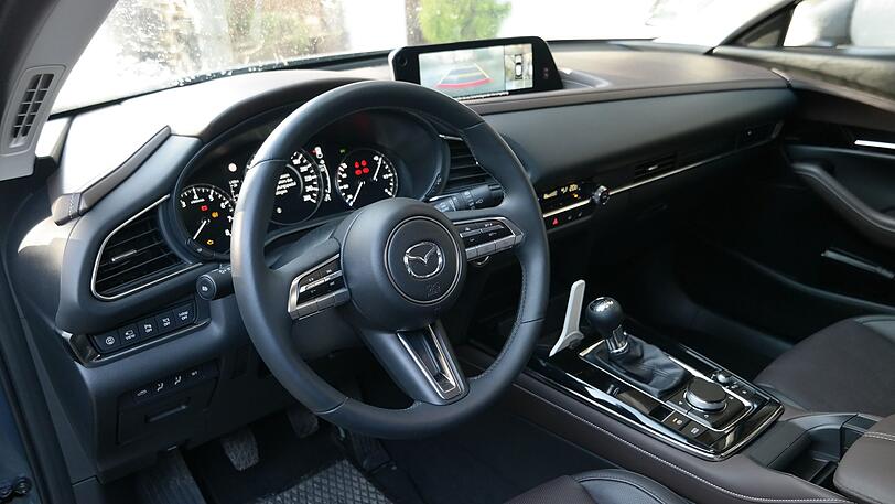Appetitlich und bedienungsfreundlich: die Armaturen des Mazda CX-30.