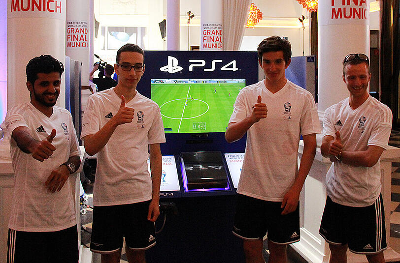 Die vier Halbfinalisten beim FIFA Interactive World Cup 2015 (l - r):  Abdulaziz Alshehri, Lyes Ould-Ramoul, August Rosenmeier und Julien Dassonville.