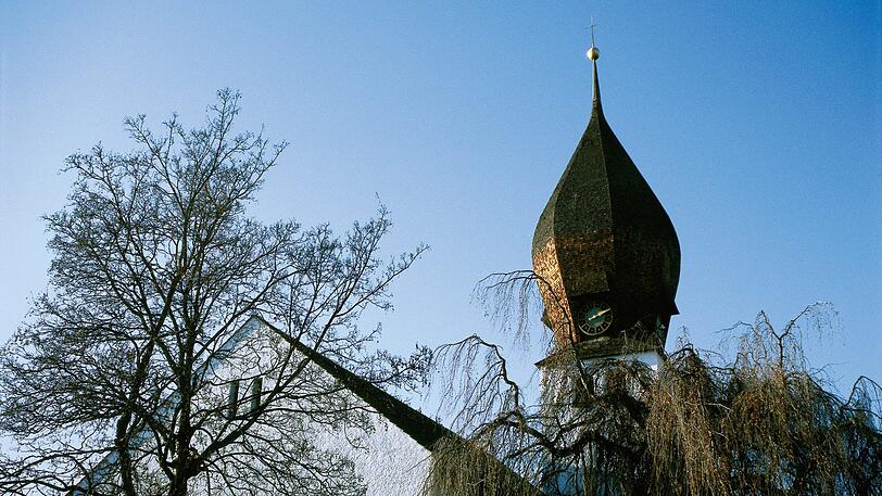 Der Weßlinger Kirchturm.