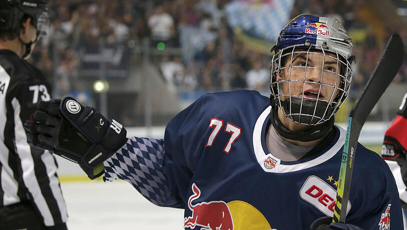 Doppelpack gegen Düsseldorf: John-Jason Peterka. Der gebürtige Münchner lernte beim EHC das Eishockeyspielen. Doppelpack gegen Düsseldorf: John-Jason Peterka. Der gebürtige Münchner lernte beim EHC das Eishockeyspielen.