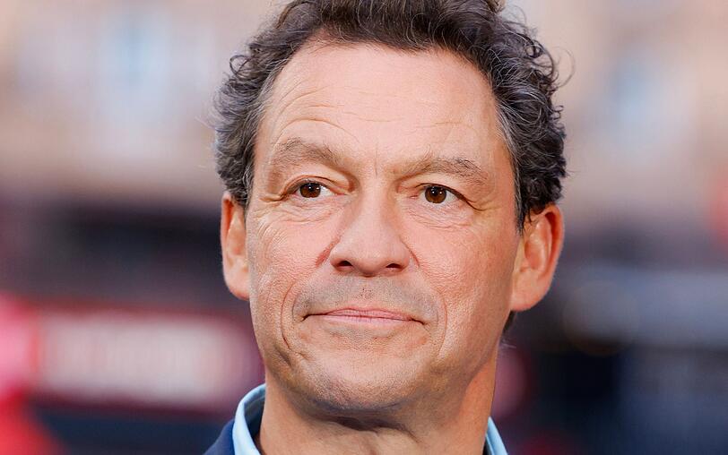 Bei den Recherchen zu "War" erfuhr Schauspieler Dominic West Überraschendes zum Thema Scheidungen. Bei den Recherchen zu "War" erfuhr Schauspieler Dominic West Überraschendes zum Thema Scheidungen.