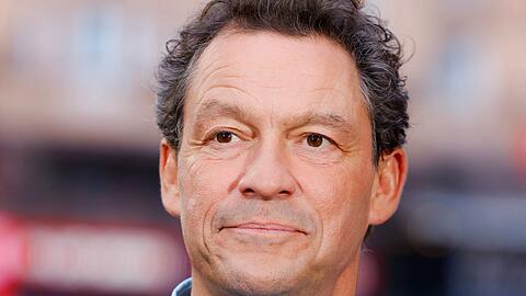 Bei den Recherchen zu "War" erfuhr Schauspieler Dominic West &Uuml;berraschendes zum Thema Scheidungen.