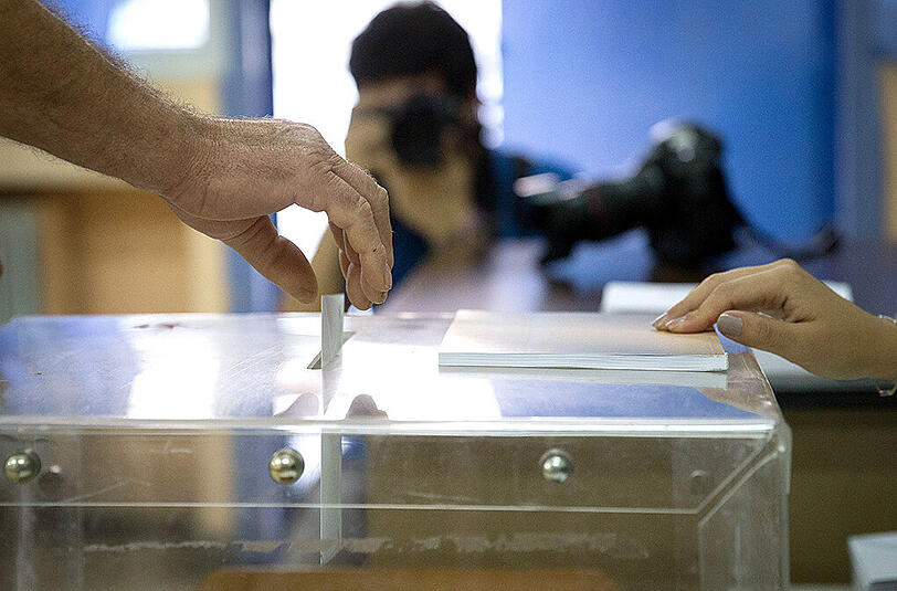 Schicksals-Referendum: Die Griechen stimmen über die Sparvorgaben der EU ab - und indirekt wohl auch über ihren Verbleib in der Euro-Zone.