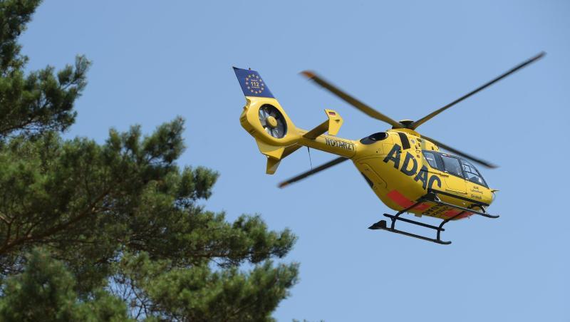 Ein ADAC-Hubschrauber der Luftrettung startet. Foto: Rainer Jensen/Archiv Ein ADAC-Hubschrauber der Luftrettung startet. Foto: Rainer Jensen/Archiv