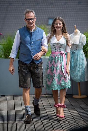 Cathy Hummels mit Papa Freddy.