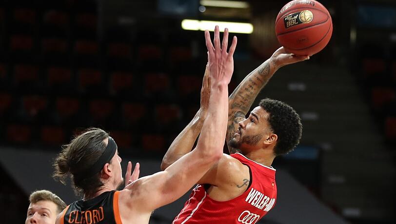 Mit 21 Punkten Bayern-Topscorer: Nick Weiler-Babb (r.).