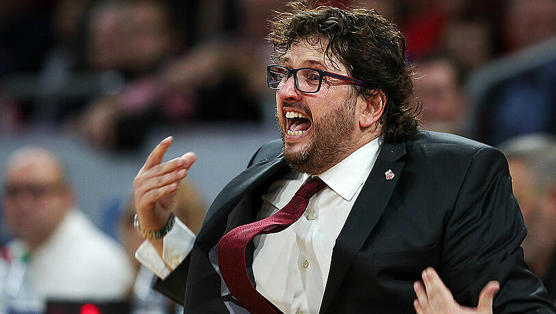 Beim Liga-Sieg gegen die Bayern alles Andere als zurückhaltend: Bambergs Trainer Andrea Trinchieri. Beim Liga-Sieg gegen die Bayern alles Andere als zurückhaltend: Bambergs Trainer Andrea Trinchieri.