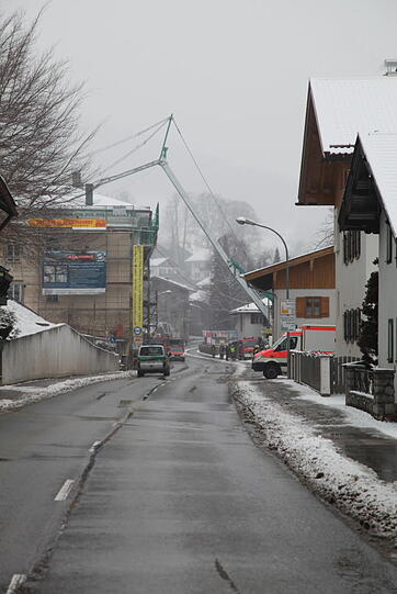 Weitere Bilder des umgestürzten Baukrans in Tegernsee