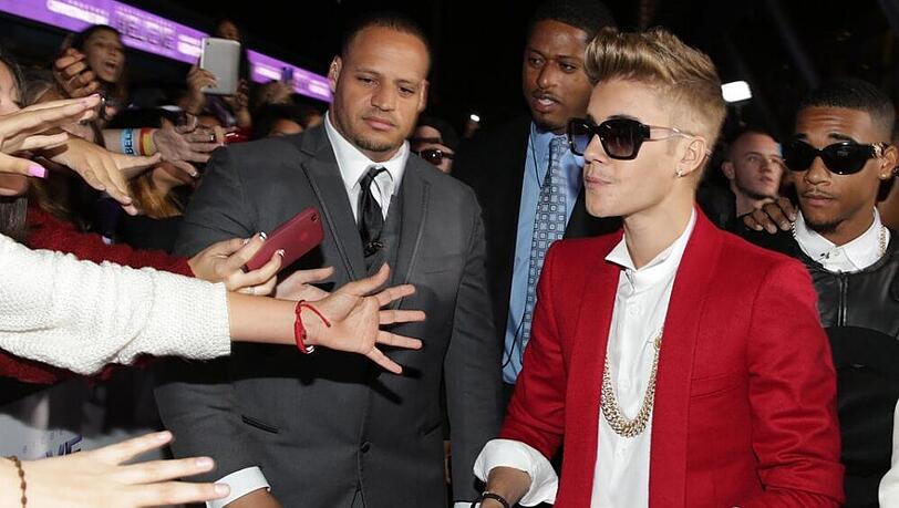 Seine Fans halten nach wie vor treu zu ihm: Justin Bieber Seine Fans halten nach wie vor treu zu ihm: Justin Bieber