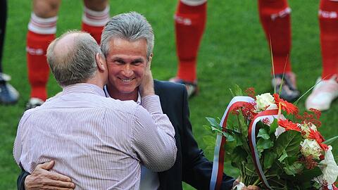 Mai 2009: Der Abschied für Jupp Heynckes. Am Sonntag das Wiedersehen in der Allianz Arena - und ab Juli ist er zum dritten Mal Cheftrainer beim FC Bayern.
