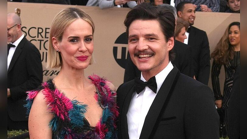 Sarah Paulson und Pedro Pascal sind seit 30 Jahren befreundet und besuchen häufig gemeinsam Events, wie etwa die Screen Actors Guild Awards.