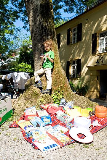Second-Hand-Schnäppchen im Hof und vor der Haustür. Die schönsten Fotos.