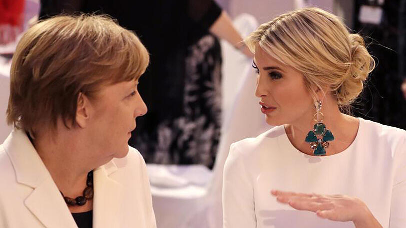 Ivanka Trump und Bundeskanzlerin Angela Merkel während eines Dinners, nachdem sie an dem internationalen Gipfel zur Stärkung von Frauen teilgenommen haben.