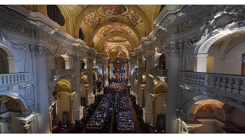 Die Münchner Philharmoniker in St. Florian. Die Münchner Philharmoniker in St. Florian.