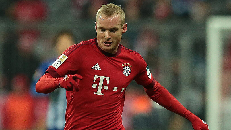 Der FC Schalke 04 möchte offenbar Bayern-Mittelfeldspieler Sebastian Rode ausleihen. Der FC Schalke 04 möchte offenbar Bayern-Mittelfeldspieler Sebastian Rode ausleihen.