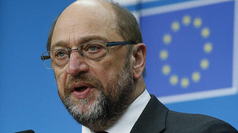 SPD-Politiker Martin Schulz war bis Ende der 70er alkoholkrank: "Ich habe nichts zu verheimlichen. Die Kämpfe, die ich in meinem Leben auszutragen hatte, habe ich ausgetragen &ndash; und zwar erfolgreich", sagt er Bunte.